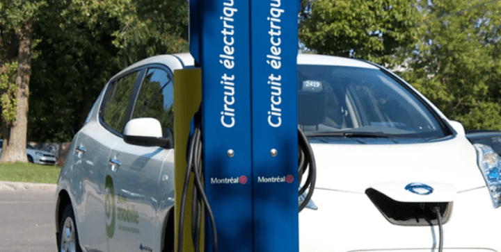 Bornes de recharge pour véhicules électriques dans Pierrefonds-Roxboro